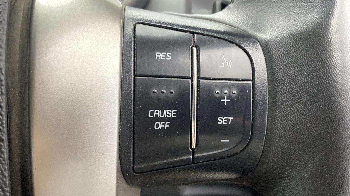 2021 Mahindra XUV500 W7 AT, Diesel, Automatic, 39,696 km, Adaptive Cruise Control