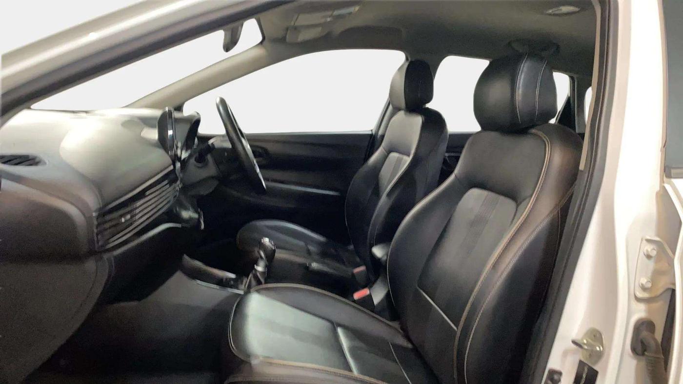 2020 Hyundai NEW I20 SPORTZ 1.0T GDI IMT, Petrol, Manual, 52,403 km, Right Side Front Door Cabin