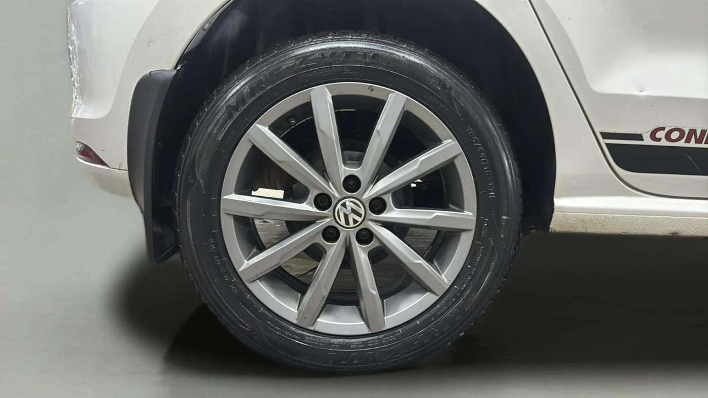 2018 Volkswagen Polo HIGHLINE PLUS 1.0 16 ALLOY, Petrol, Manual, 12,537 km, Right Rear Wheel