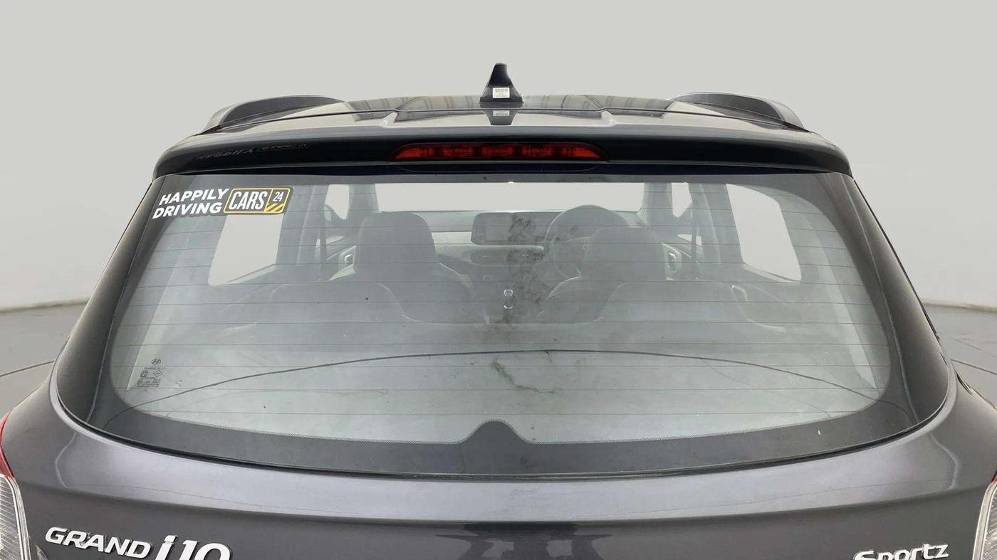 2021 Hyundai GRAND I10 NIOS SPORTZ 1.2 KAPPA VTVT, Petrol, Manual, 25,670 km, Rear Windshield