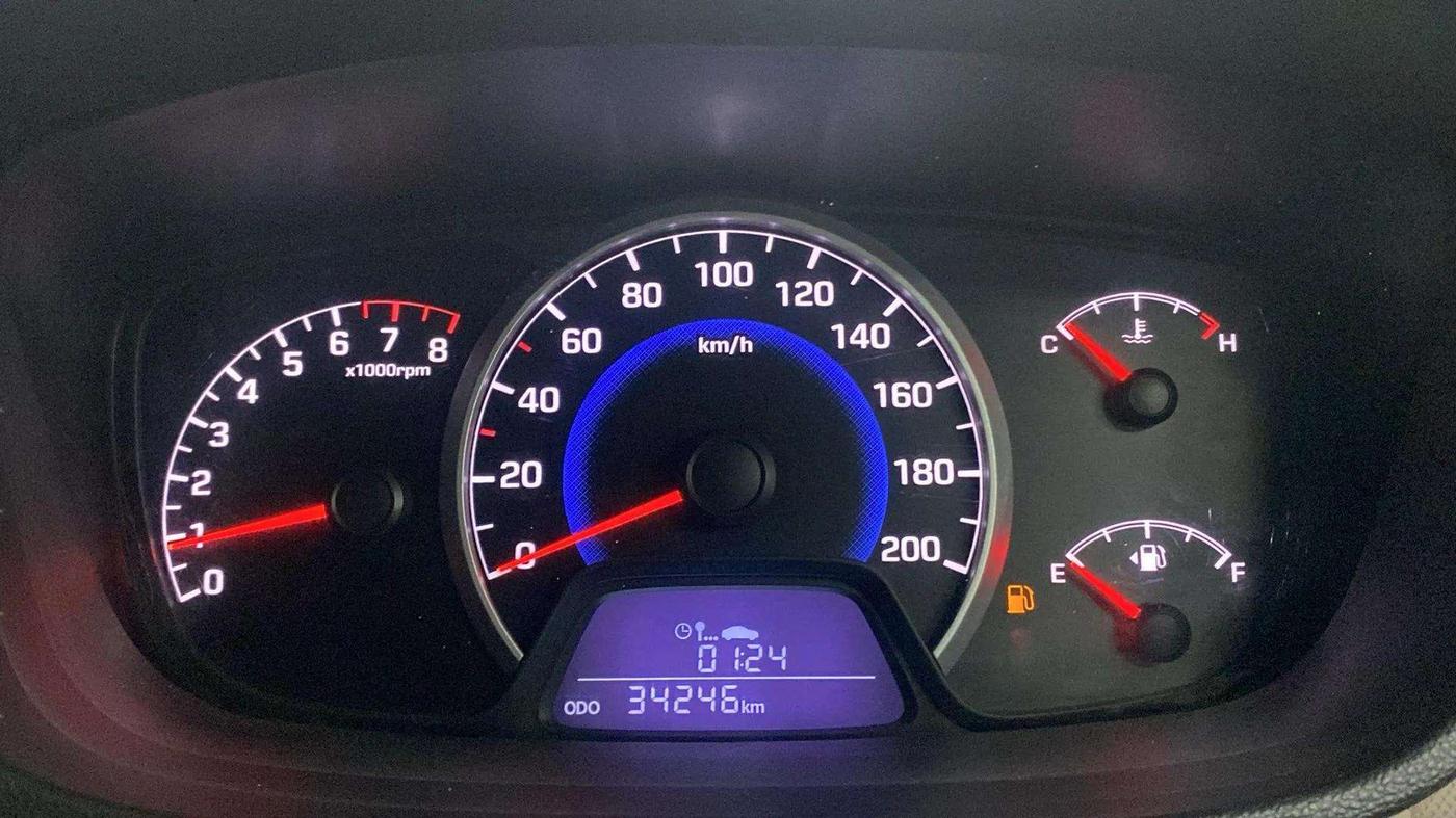 2015 Hyundai Grand i10 SPORTZ 1.2 KAPPA VTVT, Petrol, Manual, 34,292 km, Odometer Image