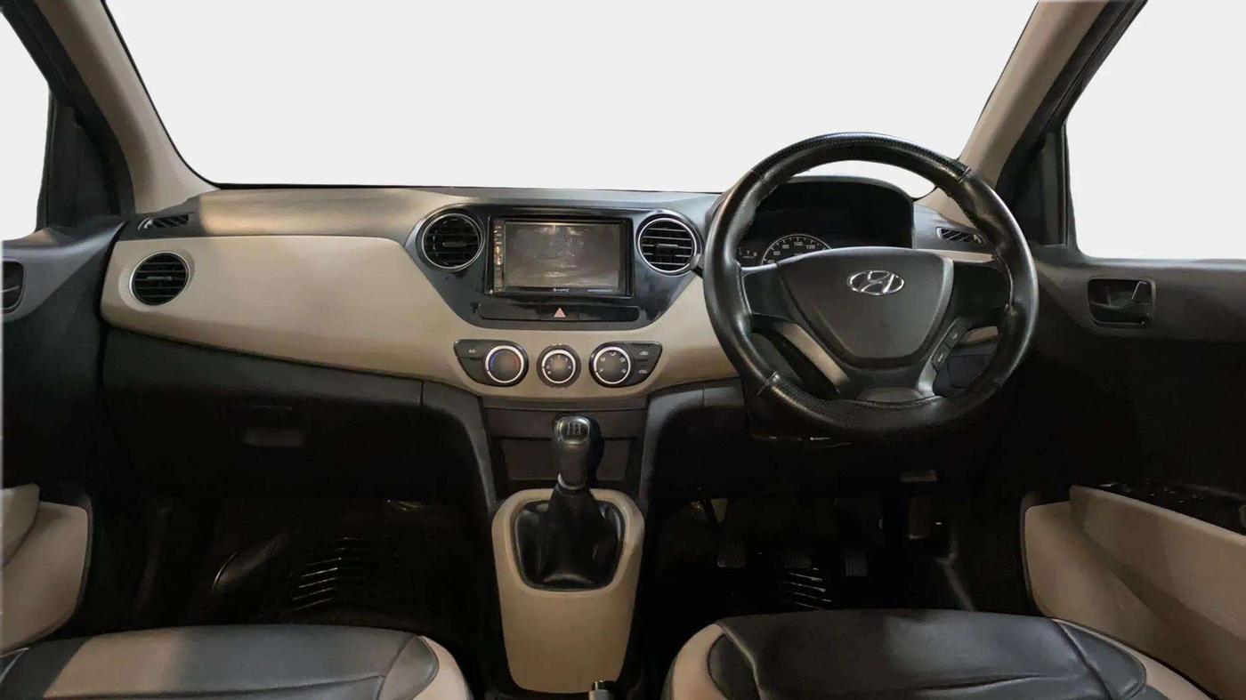 2017 Hyundai Grand i10 MAGNA 1.2 KAPPA VTVT, Petrol, Manual, 35,284 km, Dashboard
