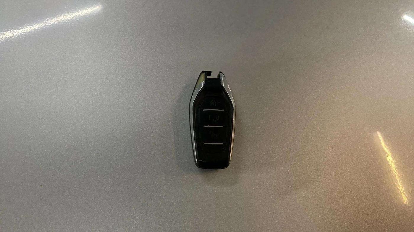 2018 Mahindra XUV500 W7, Diesel, Manual, 91,800 km, Key Close Up