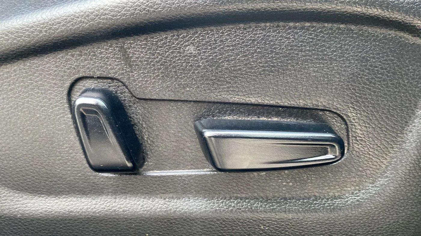 2021 KIA SELTOS GTX PLUS 1.4 PETROL, Petrol, Manual, 70,402 km, Driver Side Adjustment Panel