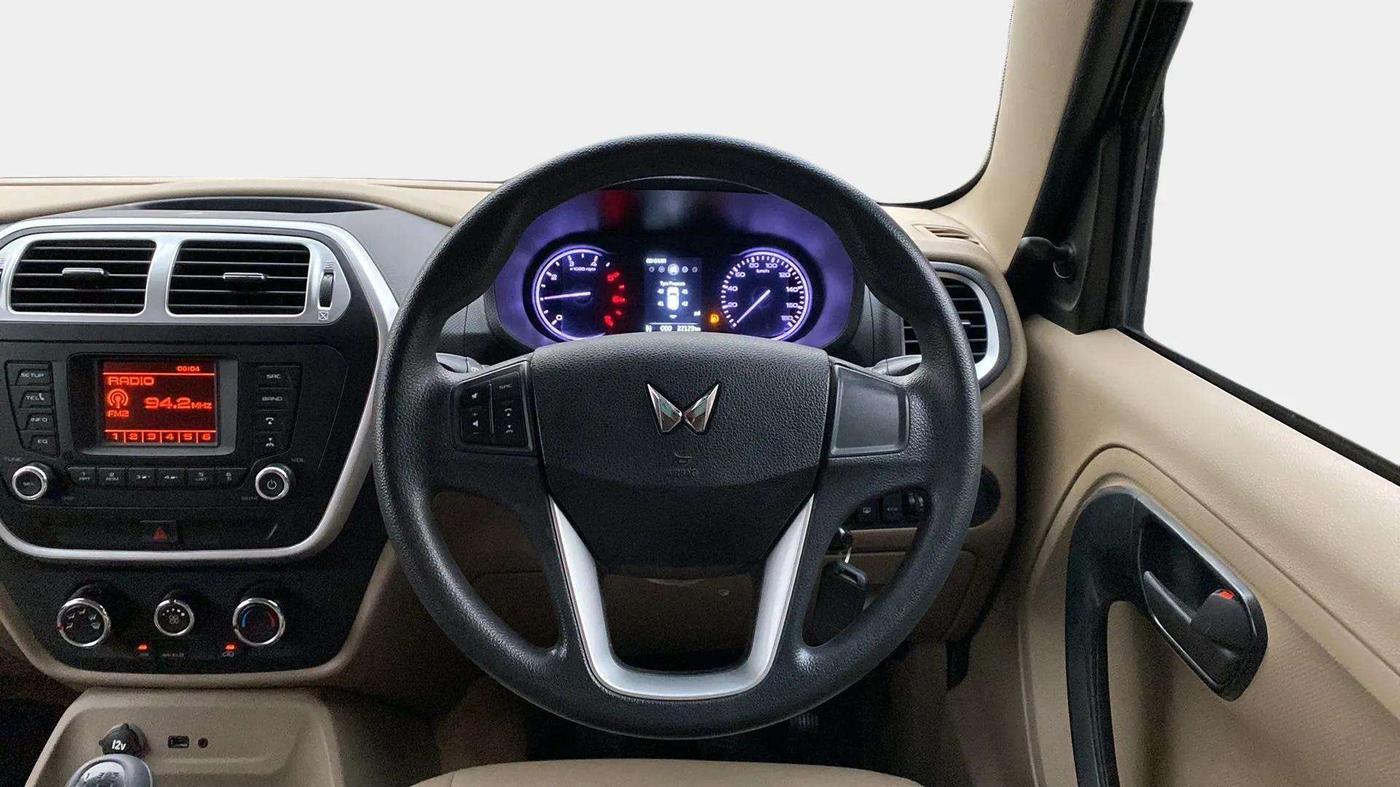 2023 Mahindra BOLERO NEO N 8, Diesel, Manual, 22,639 km, Steering Wheel Close Up