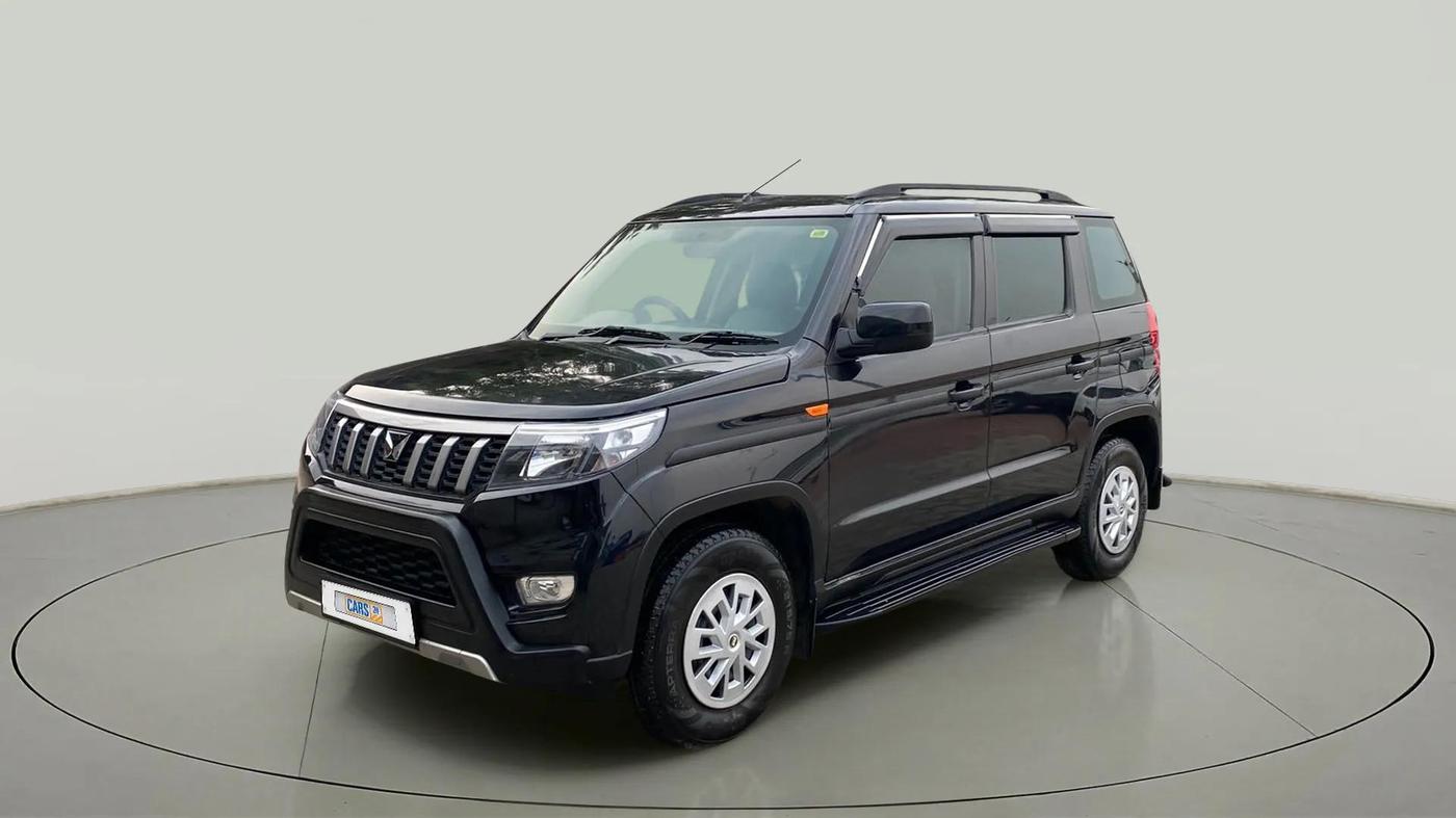 2023 Mahindra BOLERO NEO N 8, Diesel, Manual, 22,639 km, Left Front Diagonal