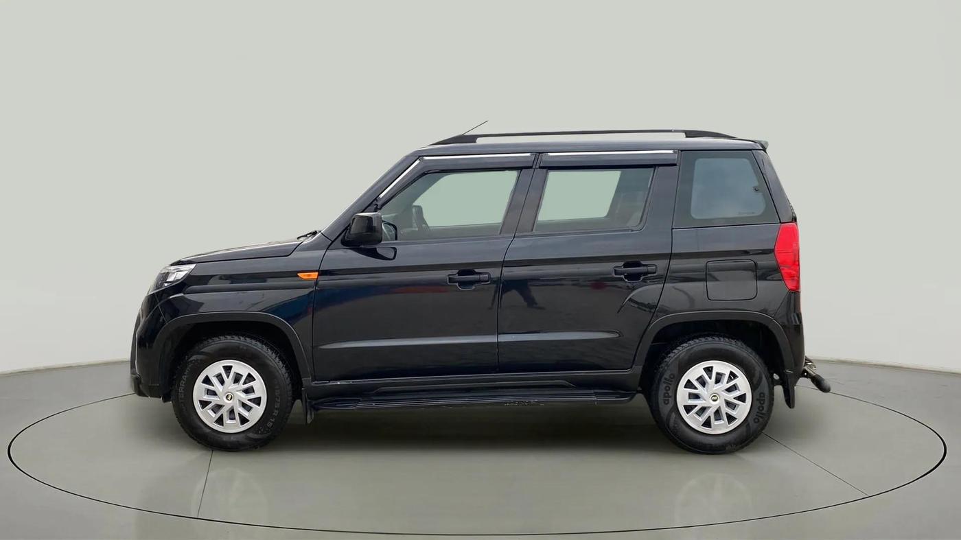 2023 Mahindra BOLERO NEO N 8, Diesel, Manual, 22,639 km, Left Side
