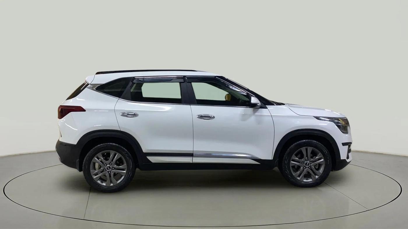 2021 KIA SELTOS HTX 1.5 PETROL, Petrol, Manual, 29,667 km, Right Side View