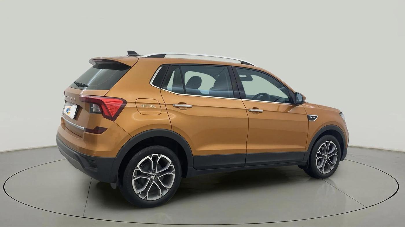 2021 Skoda KUSHAQ STYLE 1.0L TSI AT, Petrol, Automatic, 48,576 km, Right Back Diagonal