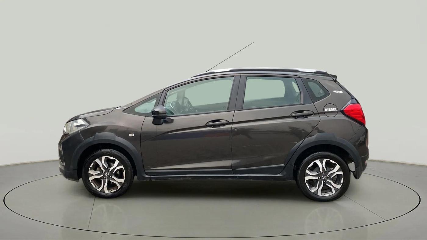 2018 Honda WR-V 1.5L I-DTEC S MT, Diesel, Manual, 65,980 km, Left Side
