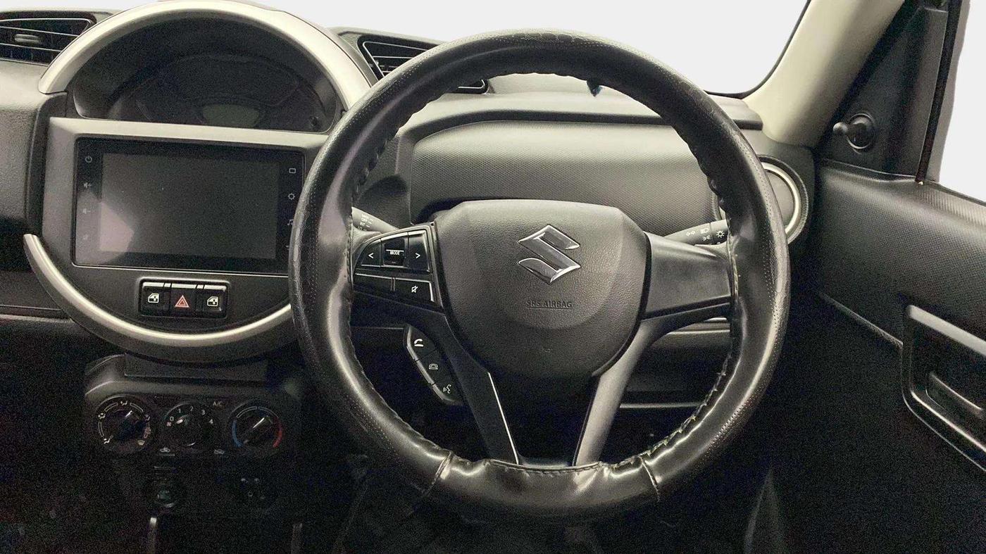 2020 Maruti S PRESSO VXI PLUS AMT, Petrol, Automatic, 30,838 km, Steering Wheel Close Up