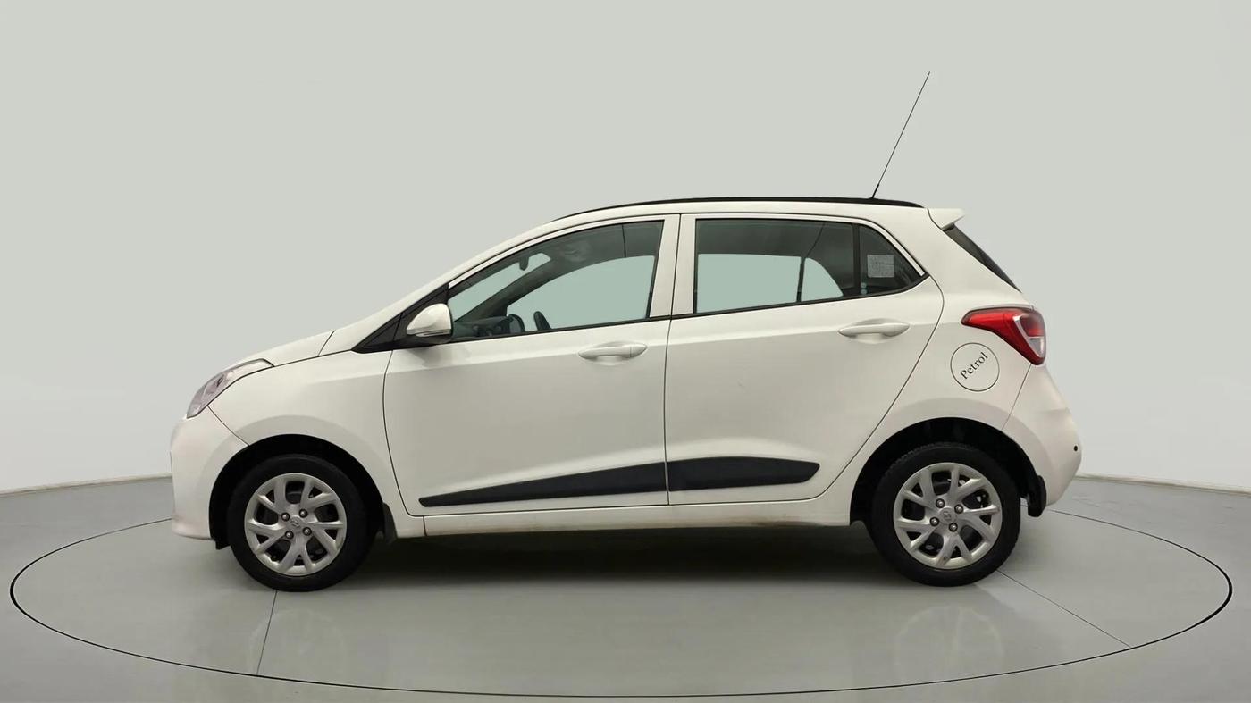 2019 Hyundai Grand i10 SPORTZ 1.2 KAPPA VTVT, Petrol, Manual, 38,852 km, Left Side