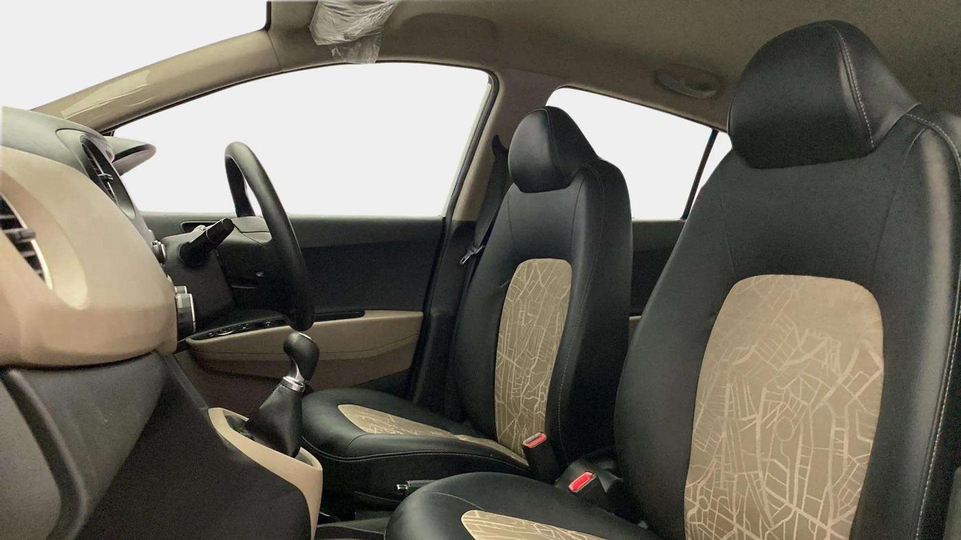 2019 Hyundai Grand i10 SPORTZ 1.2 KAPPA VTVT, Petrol, Manual, 38,852 km, Right Side Front Door Cabin