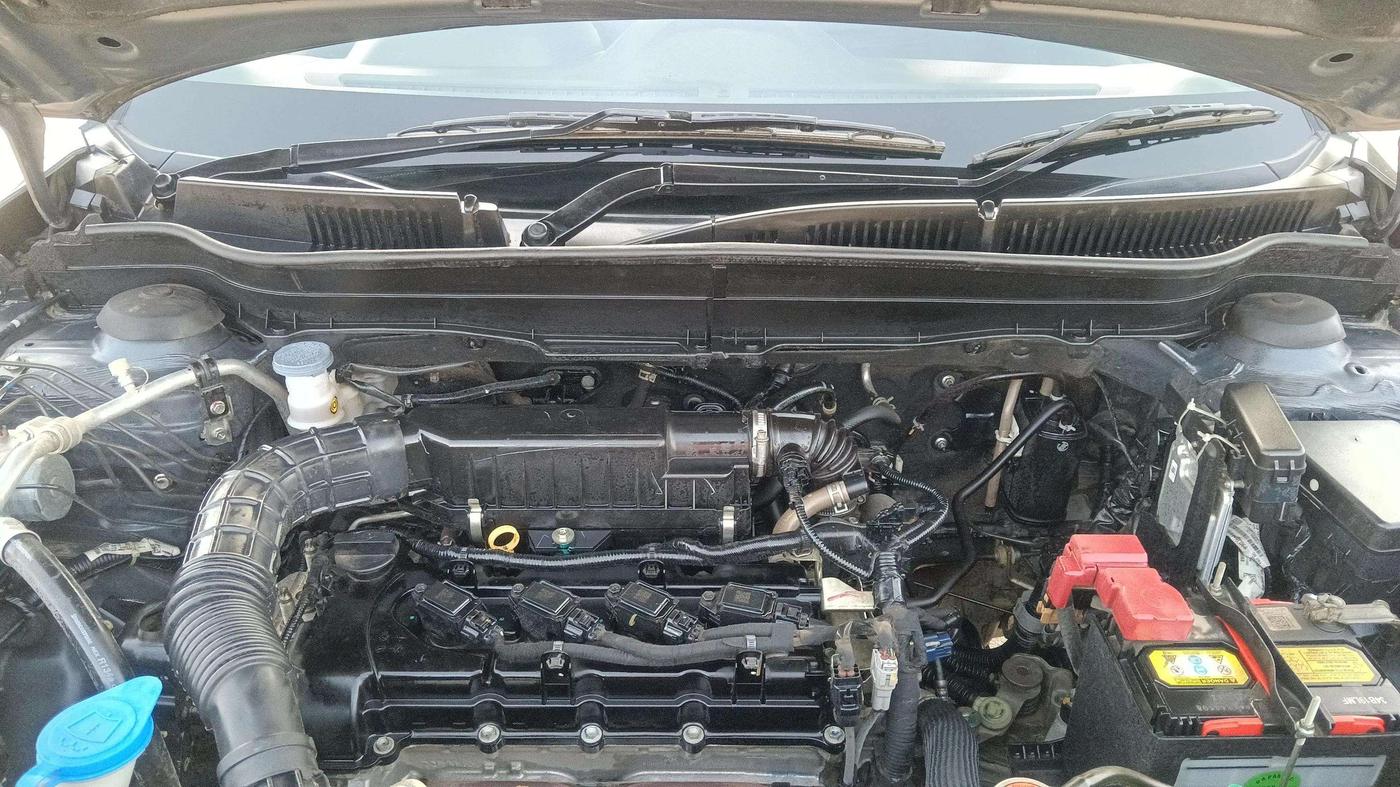 2021 Maruti Vitara Brezza LXI, Petrol, Manual, 34,261 km, Engine View