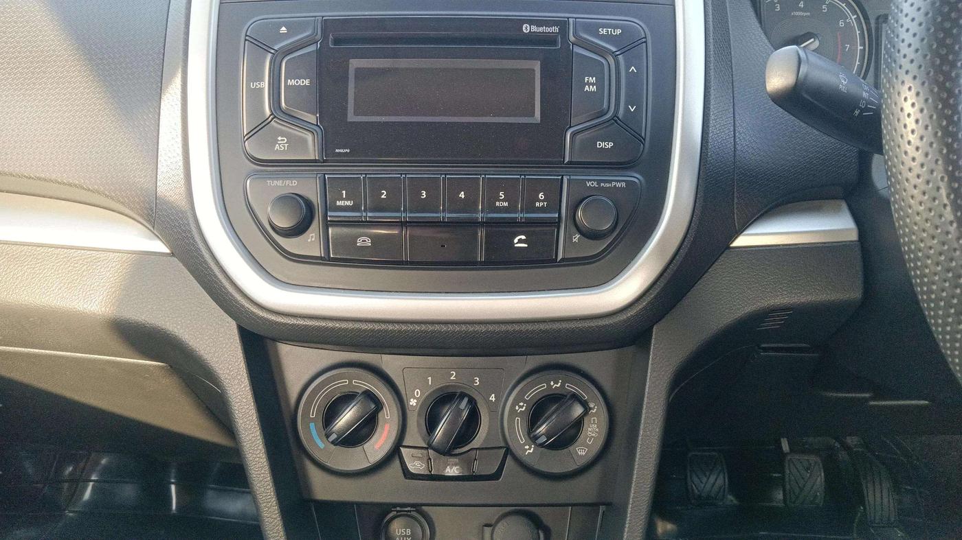 2021 Maruti Vitara Brezza LXI, Petrol, Manual, 34,261 km, Air Conditioner