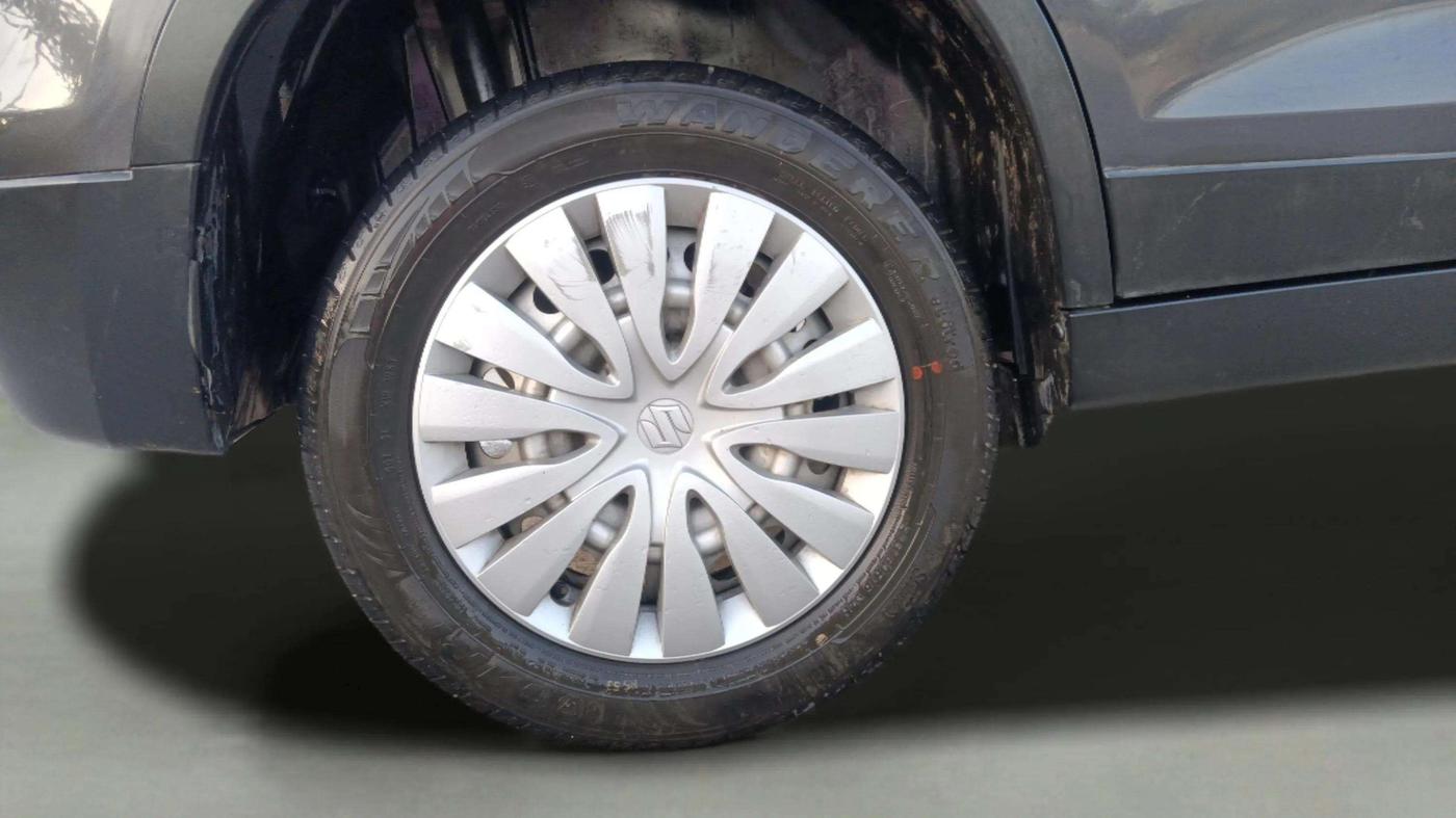2021 Maruti Vitara Brezza LXI, Petrol, Manual, 34,261 km, Right Rear Wheel