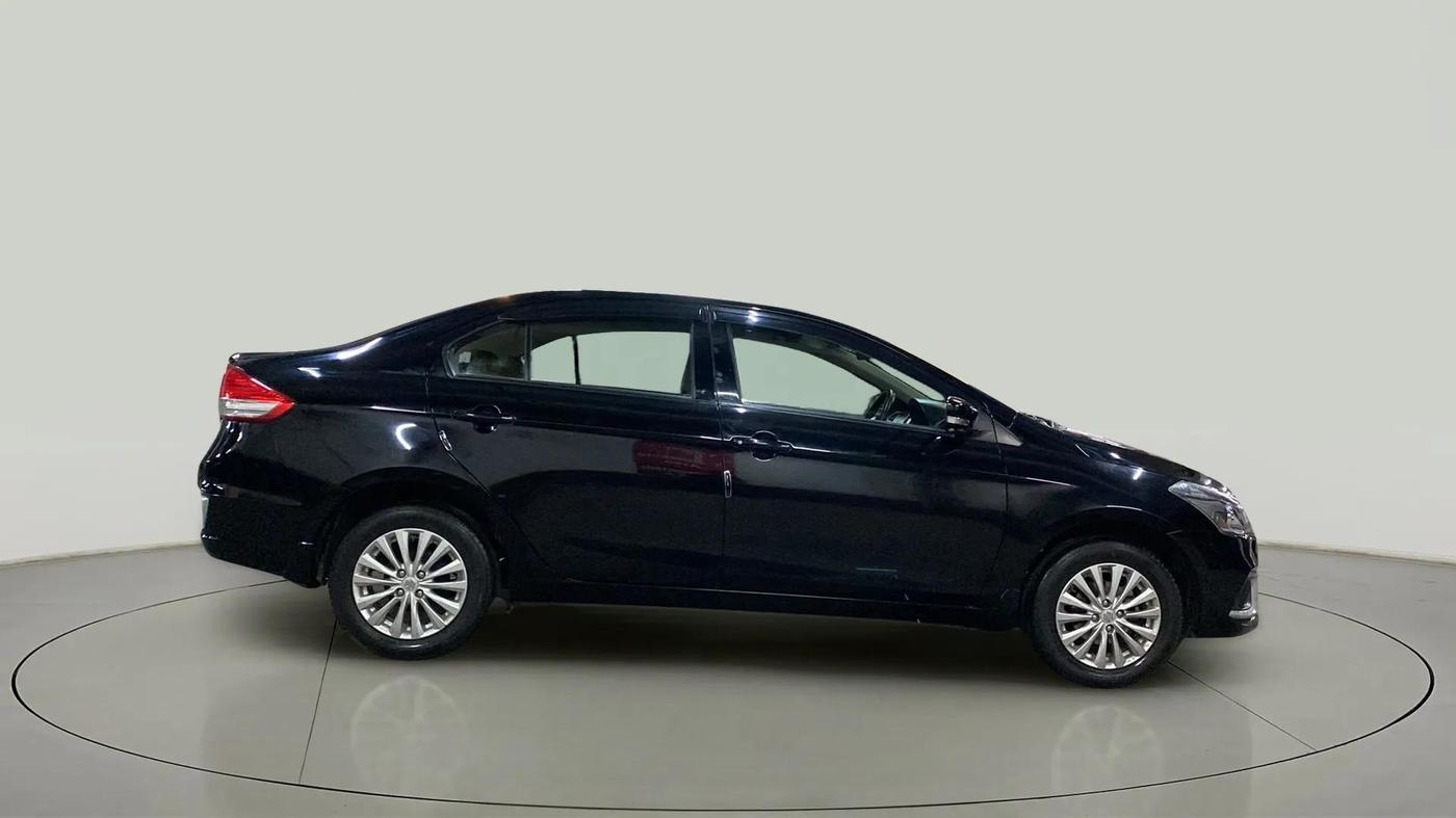 2023 Maruti Ciaz DELTA 1.5 SHVS MT PETROL, Petrol, Manual, 33,856 km, Right Side View