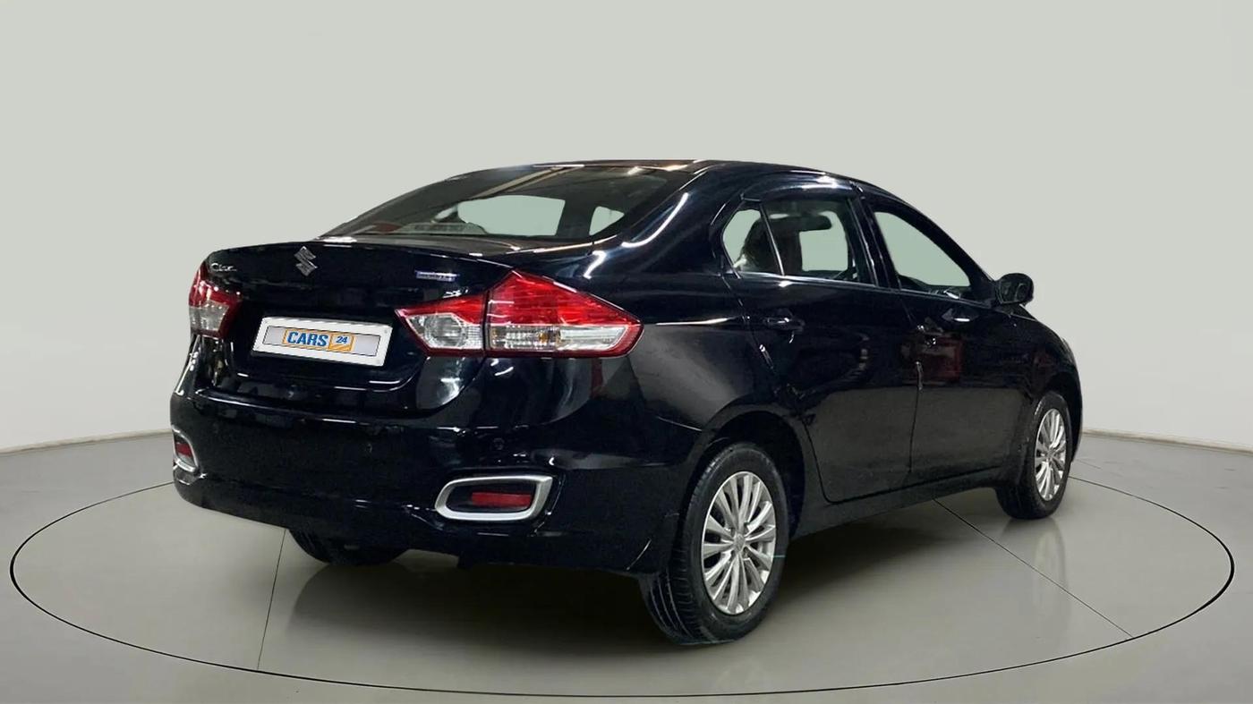 2023 Maruti Ciaz DELTA 1.5 SHVS MT PETROL, Petrol, Manual, 33,856 km, Right Back Diagonal