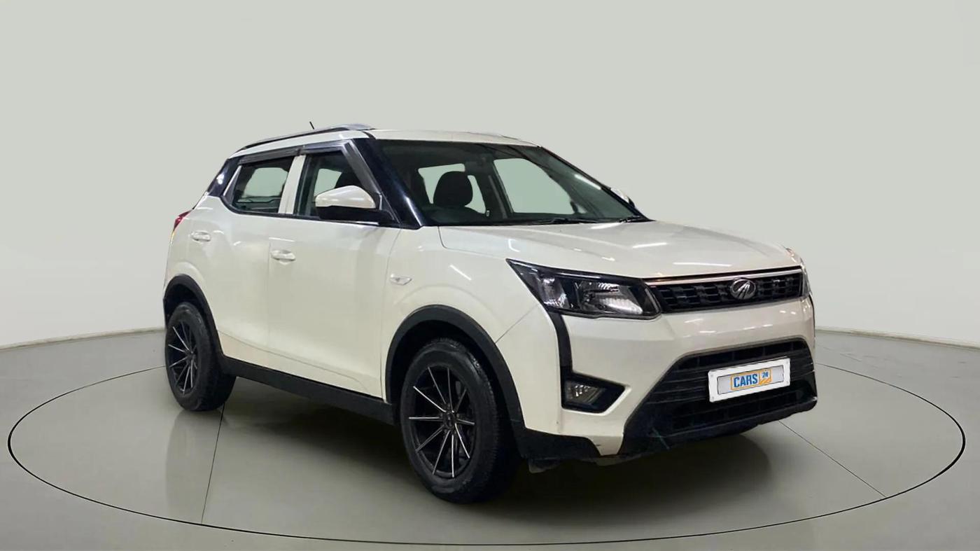 2020 Mahindra XUV300 W4 1.5 DIESEL, Diesel, Manual, 68,700 km, SRP