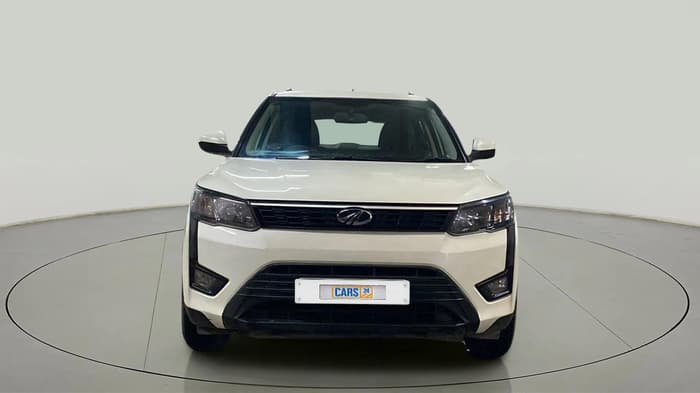 2020 Mahindra XUV300 W4 1.5 DIESEL, Diesel, Manual, 68,700 km, Front