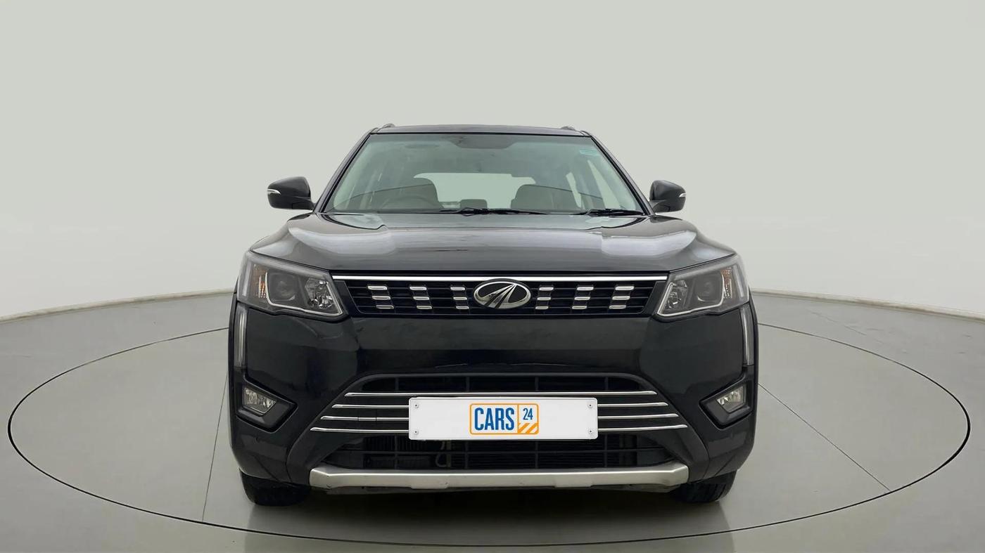 2022 Mahindra XUV300 W8 (O) 1.2 PETROL, Petrol, Manual, 25,071 km, Front