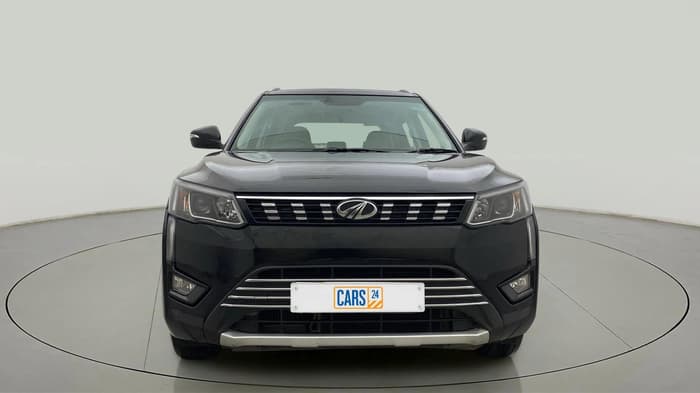 2022 Mahindra XUV300 W8 (O) 1.2 PETROL, Petrol, Manual, 25,071 km, Front