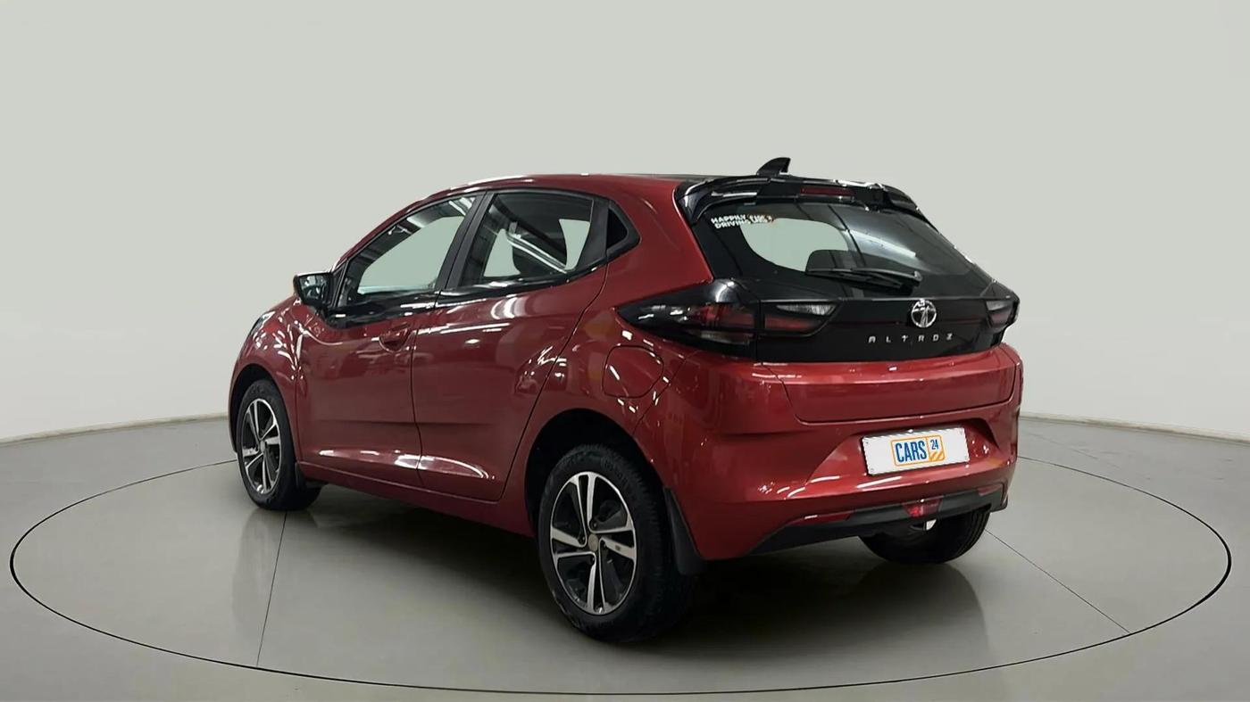 2023 Tata ALTROZ  XZ PLUS (S) , Diesel, Manual, 29,116 km, Left Back Diagonal