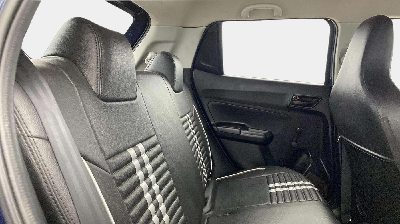 2022 Maruti Swift LXI, Petrol, Manual, 28,703 km, Right Side Rear Door Cabin
