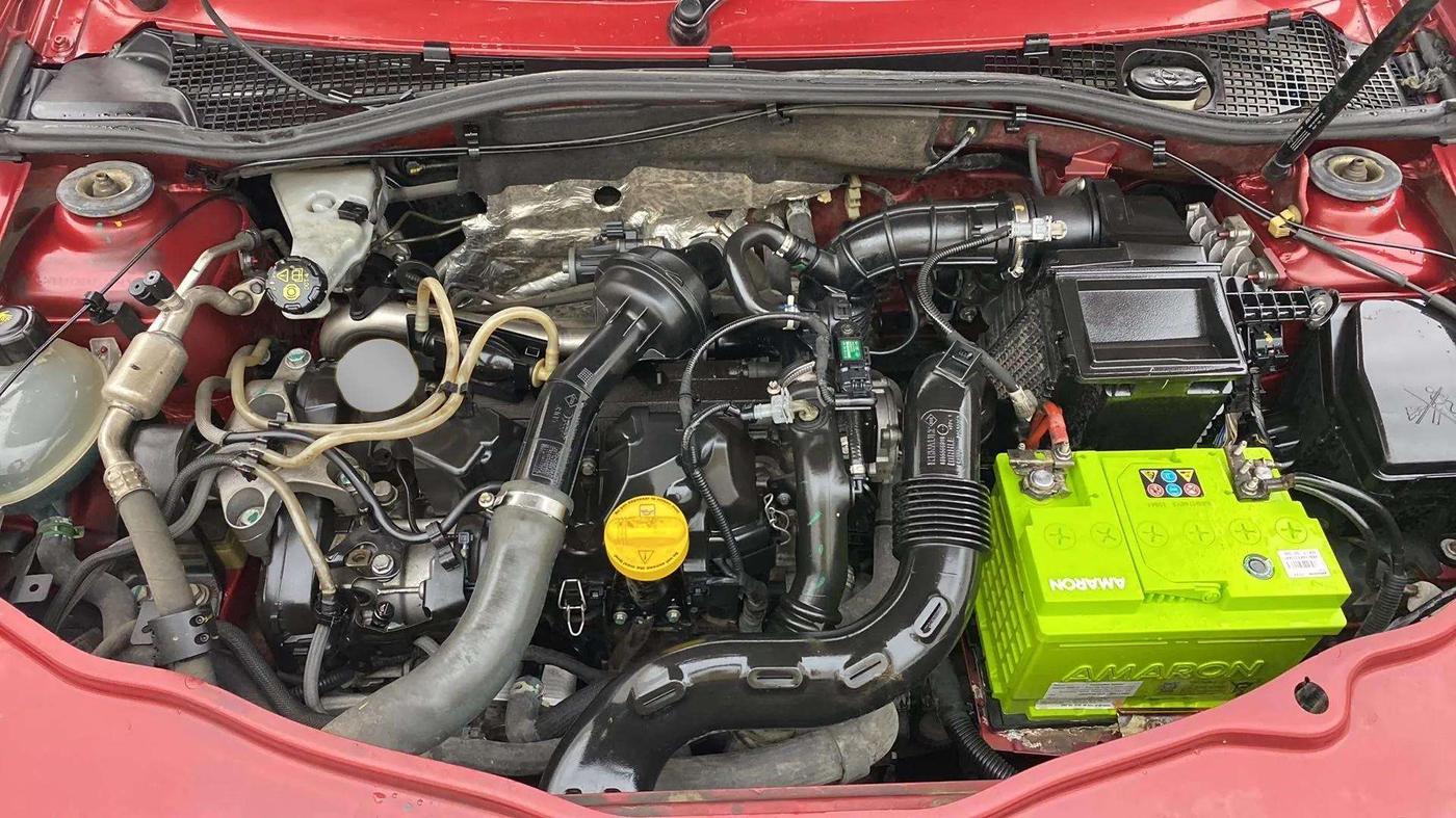 2018 Nissan Terrano  XL D Plus, Diesel, Manual, 38,640 km, Engine View