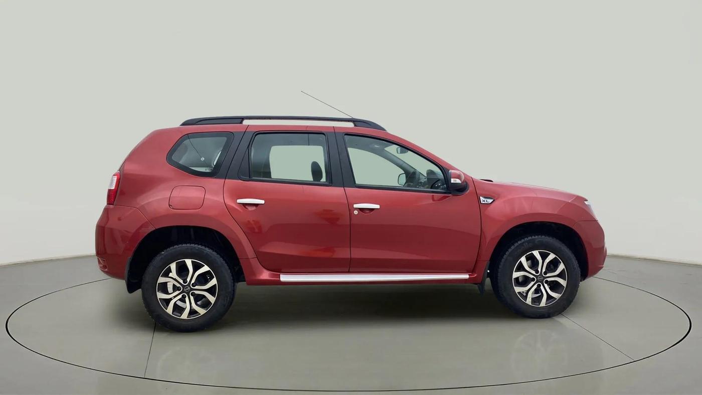 2018 Nissan Terrano  XL D Plus, Diesel, Manual, 38,640 km, Right Side View