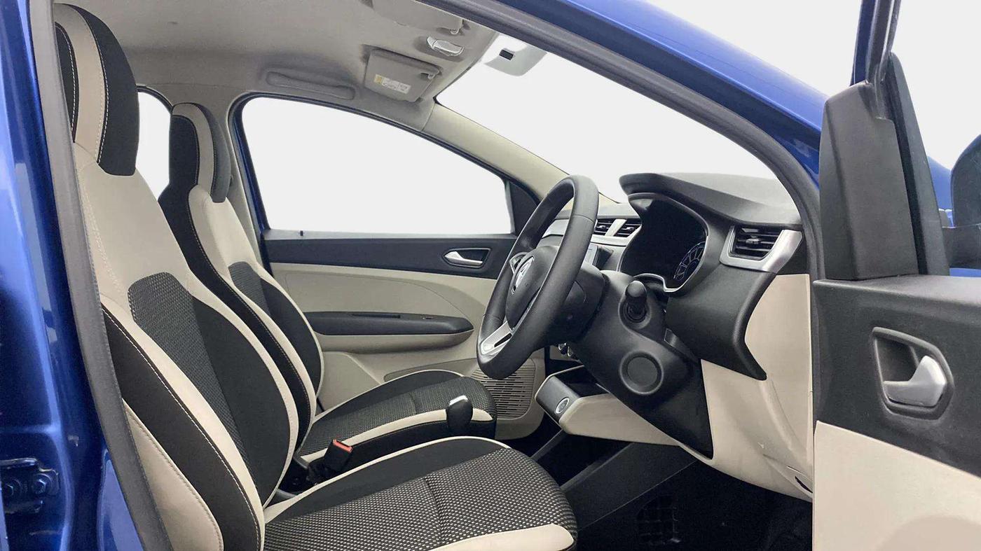2022 Renault TRIBER RXZ AMT, Petrol, Automatic, 13,524 km, Right Side Front Door Cabin