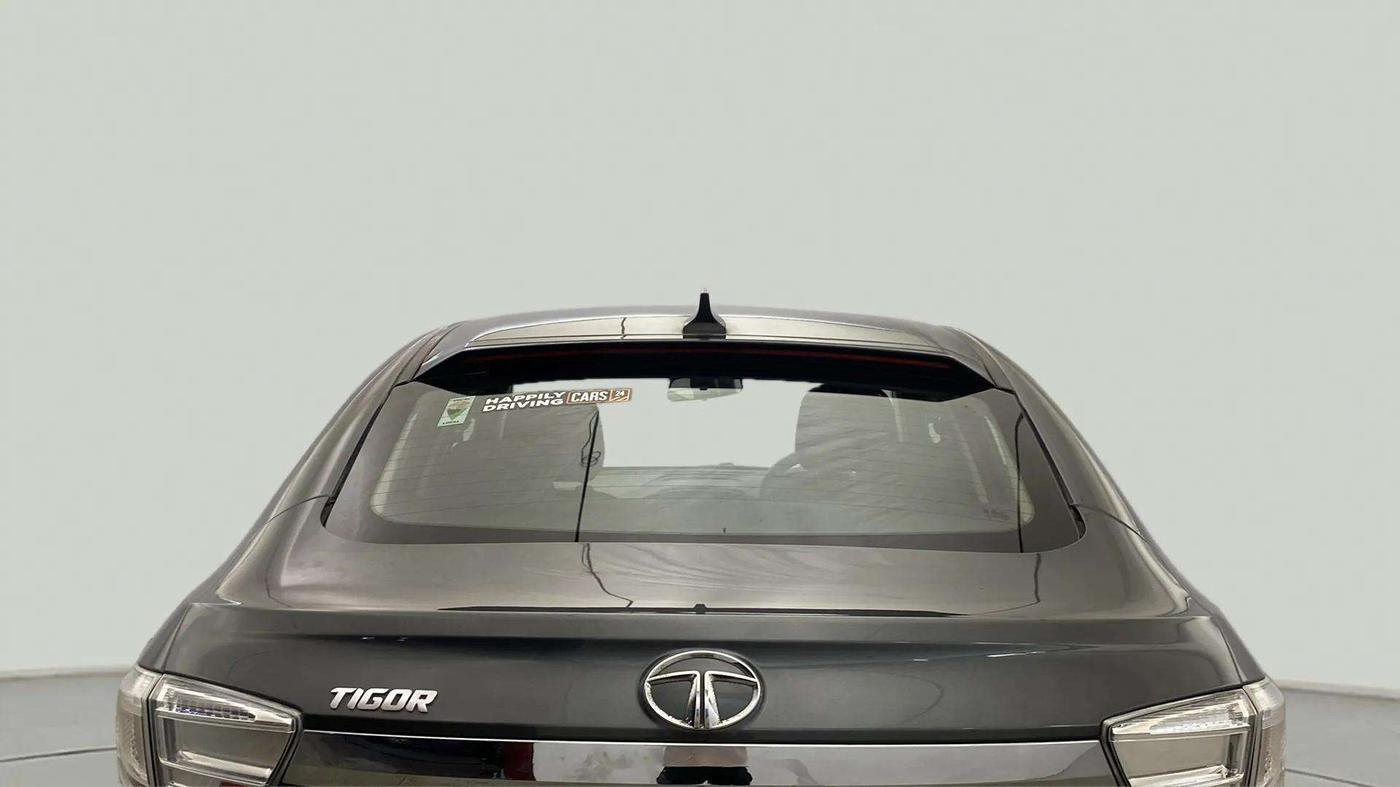 2022 Tata TIGOR XZA PLUS PETROL, CNG, Automatic, 12,218 km, Rear Windshield