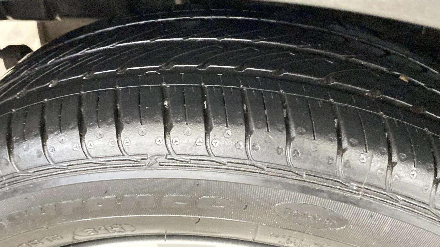 2022 Tata TIGOR XZA PLUS PETROL, CNG, Automatic, 12,218 km, Left Front Tyre Tread
