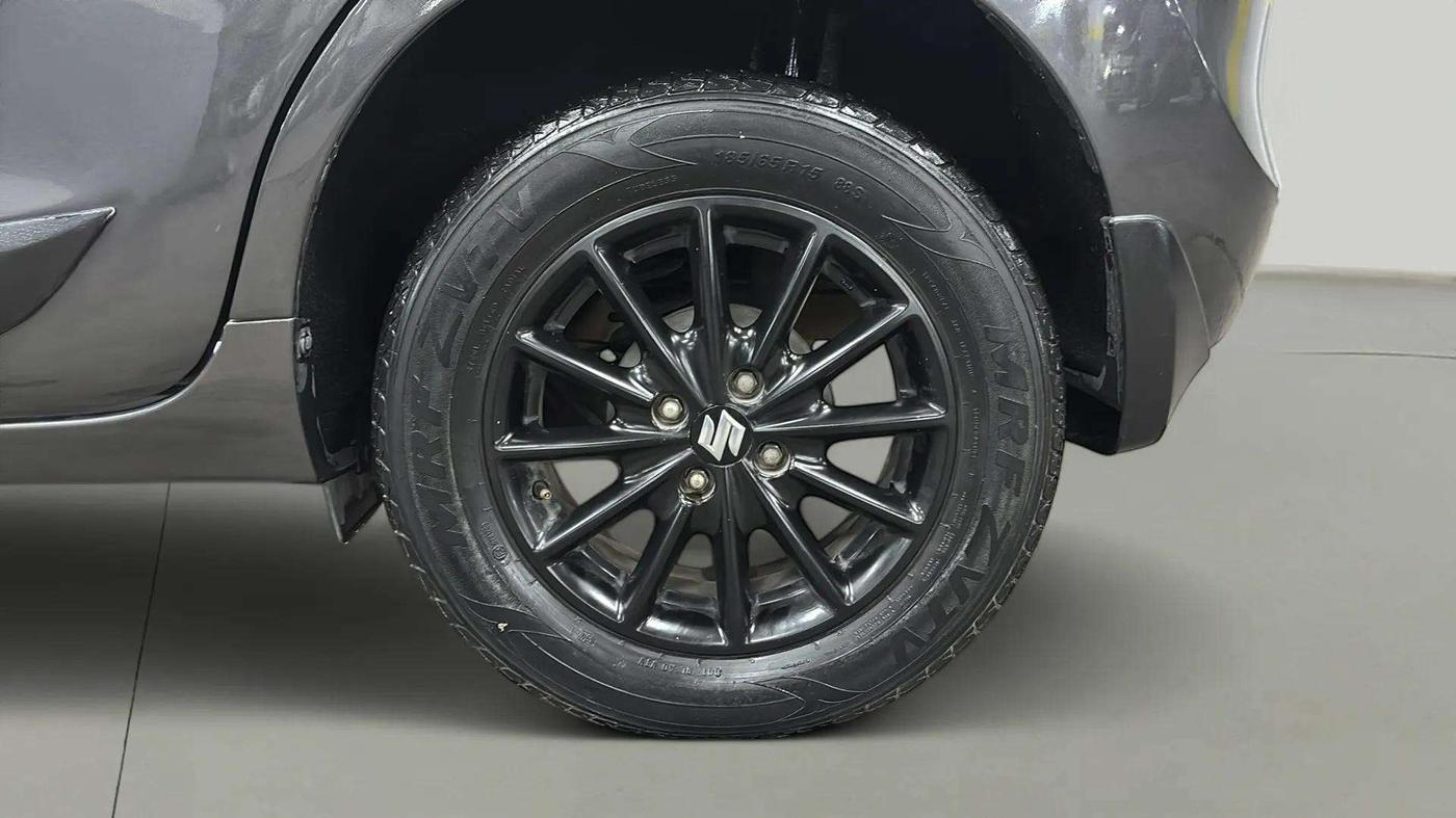 2017 Maruti Baleno DELTA CVT PETROL 1.2, Petrol, Automatic, 52,314 km, Left Rear Wheel