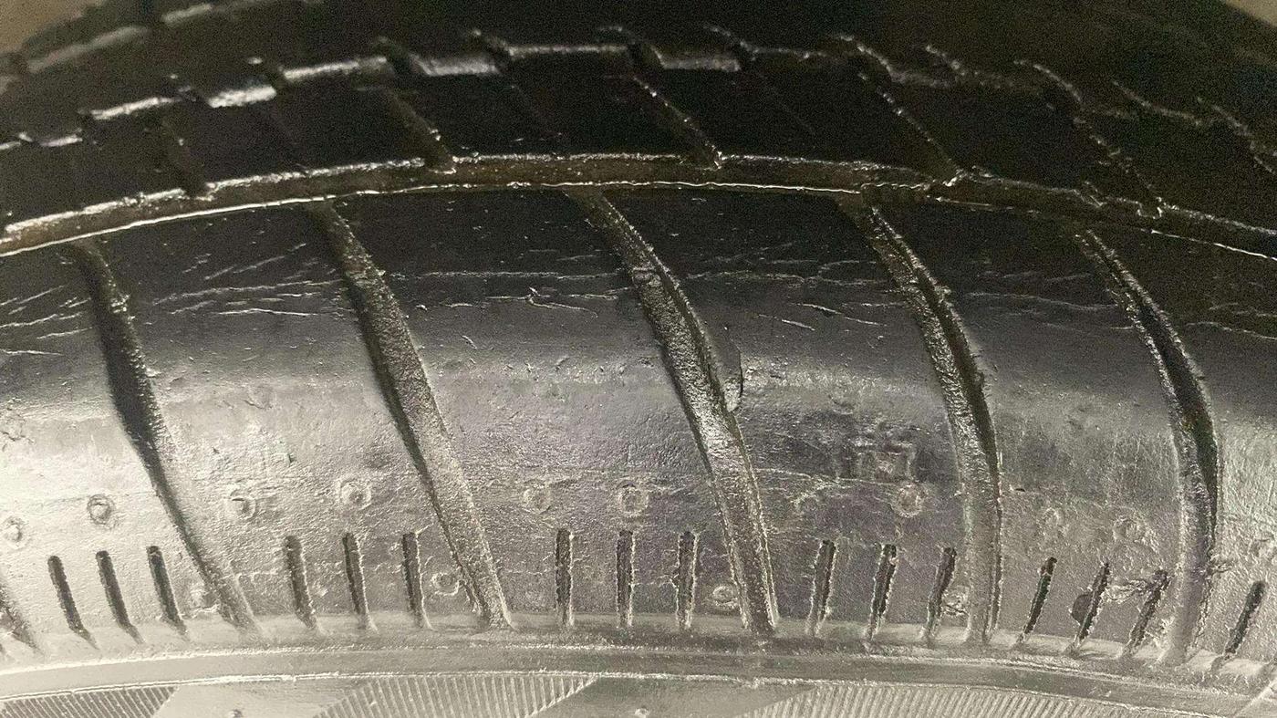 2021 Maruti Celerio ZXI (O), Petrol, Manual, 31,224 km, Right Front Tyre Tread