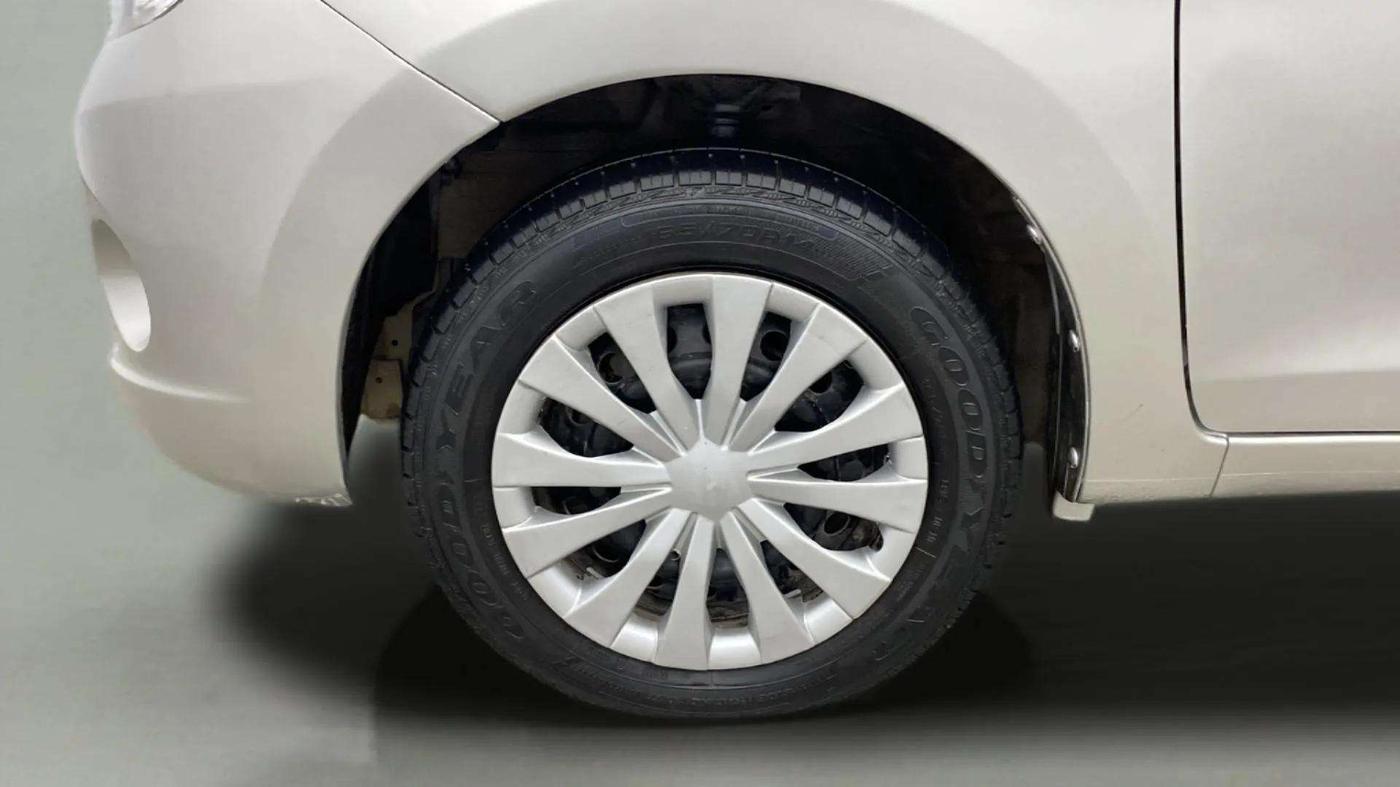 2015 Maruti Celerio ZXI AMT, Petrol, Automatic, 73,826 km, Left Front Wheel