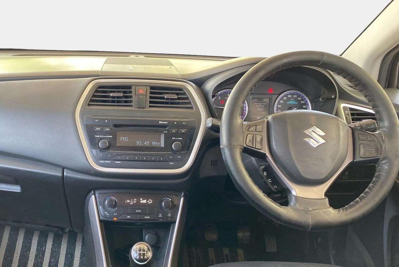 2019 Maruti S Cross DELTA 1.3, Diesel, Manual, 82,431 km, Steering Wheel Close Up