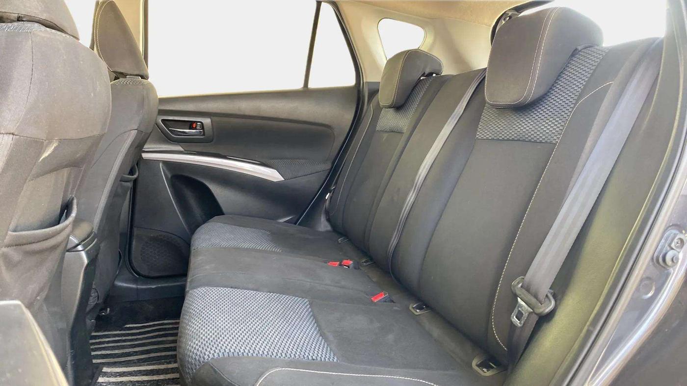 2019 Maruti S Cross DELTA 1.3, Diesel, Manual, 82,431 km, Right Side Rear Door Cabin