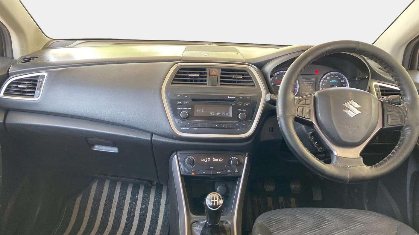 2019 Maruti S Cross DELTA 1.3, Diesel, Manual, 82,431 km, Dashboard