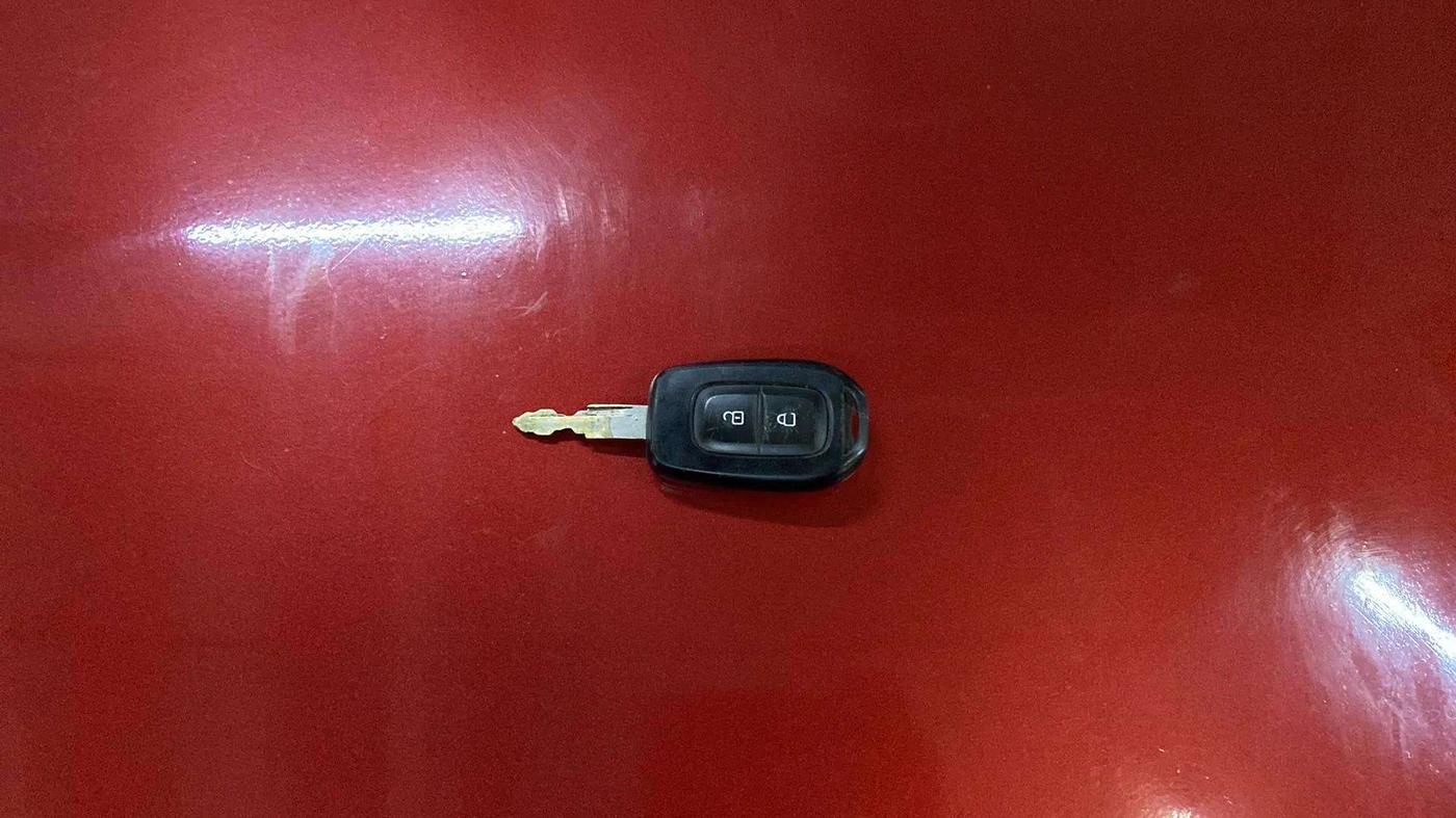 2019 Renault Kwid RXT 1.0 AMT (O), Petrol, Automatic, 18,486 km, Key Close Up