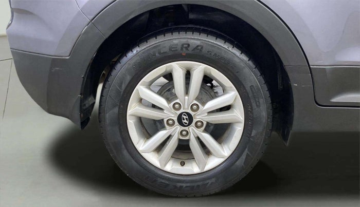 2016 Hyundai Creta SX PLUS 1.6 PETROL, Petrol, Manual, 74,111 km, Right Rear Wheel
