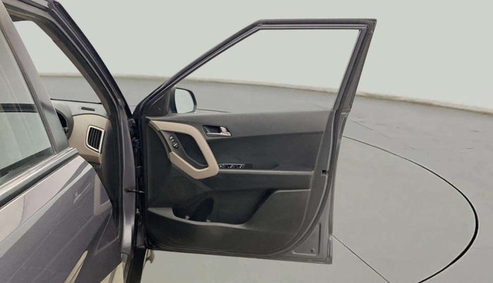 2016 Hyundai Creta SX PLUS 1.6 PETROL, Petrol, Manual, 74,111 km, RHS Front Door