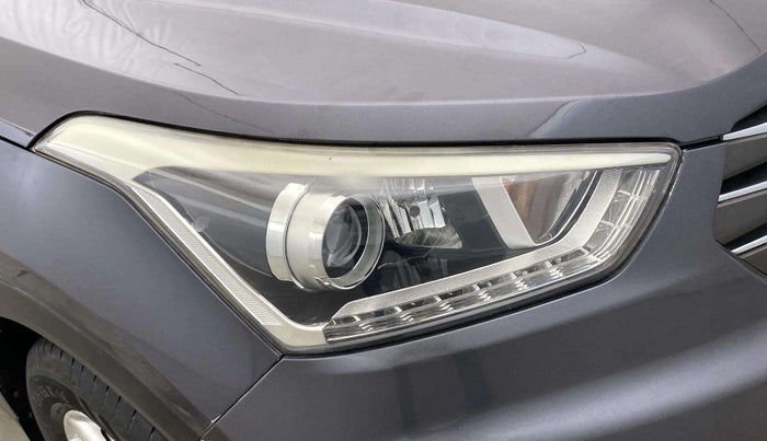2016 Hyundai Creta SX PLUS 1.6 PETROL, Petrol, Manual, 74,111 km, Right headlight - Minor scratches
