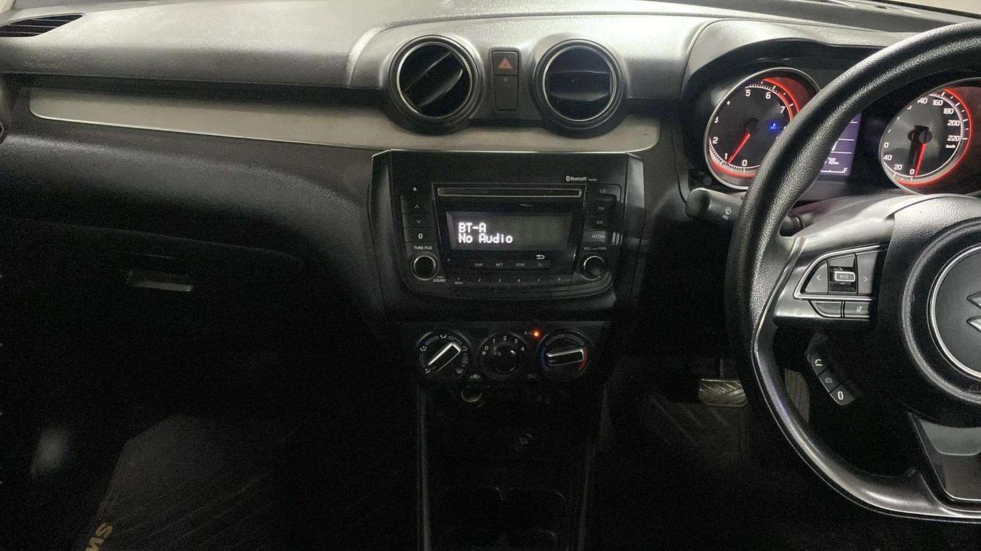 2018 Maruti Swift VXI AMT, Petrol, Automatic, 35,578 km, Air Conditioner