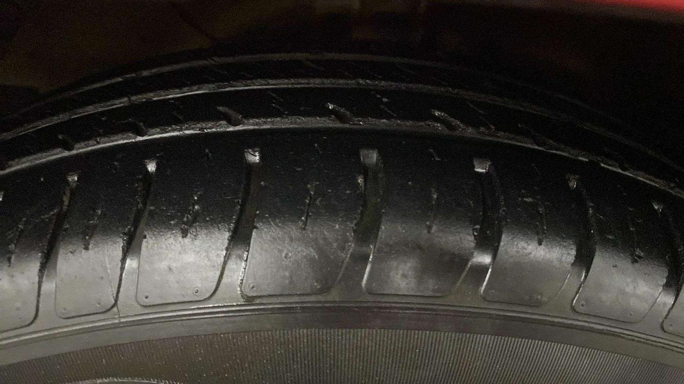 2018 Maruti Swift VXI AMT, Petrol, Automatic, 35,578 km, Left Rear Tyre Tread
