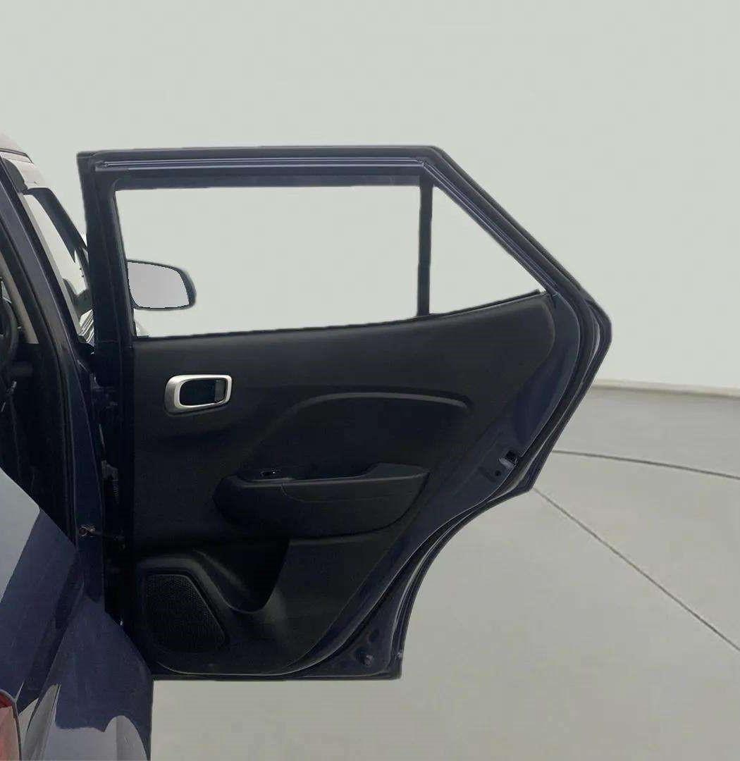 2022 Hyundai VENUE S 1.2, Petrol, Manual, 18,196 km, RHS Rear Door