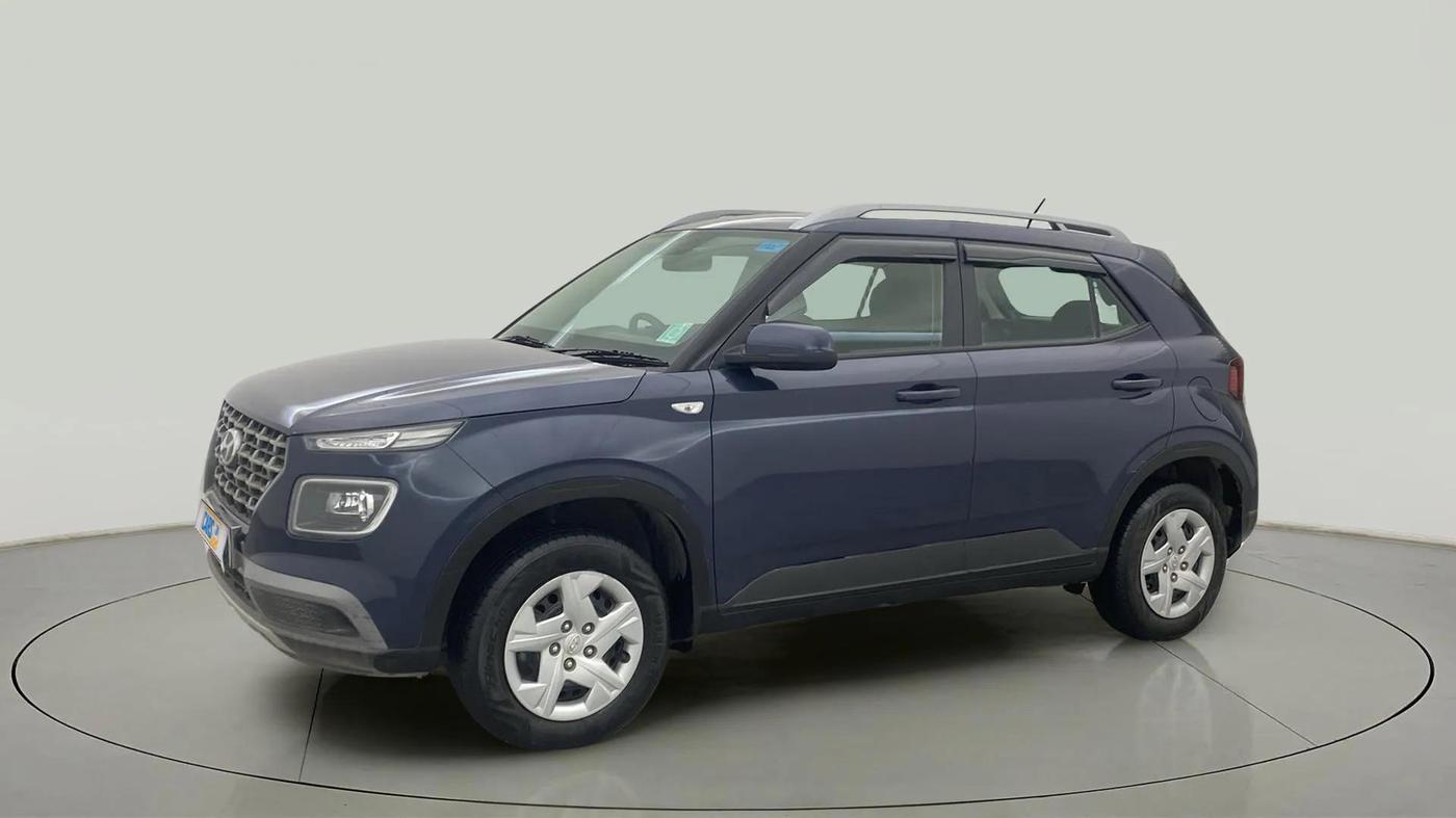 2022 Hyundai VENUE S 1.2, Petrol, Manual, 18,196 km, Left Front Diagonal