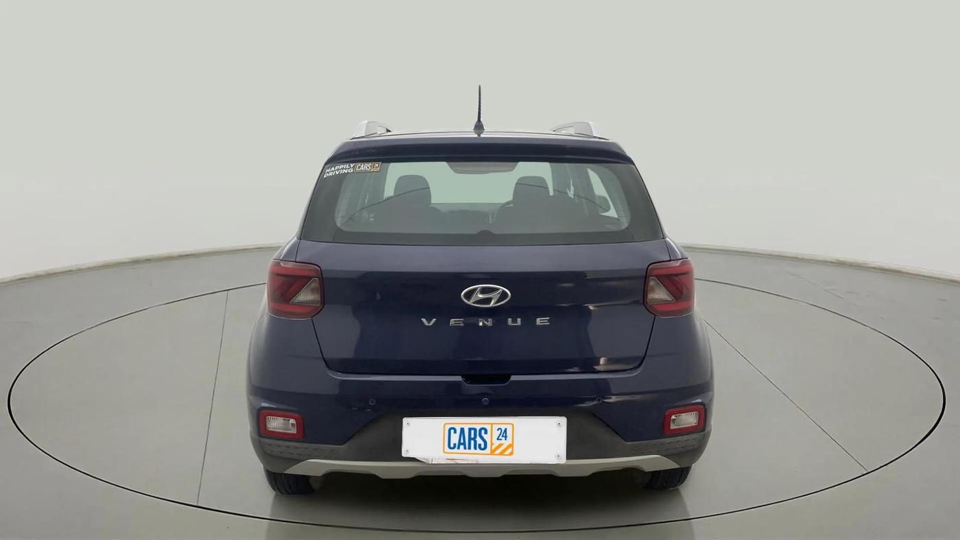 2022 Hyundai VENUE S 1.2, Petrol, Manual, 18,196 km, Back/Rear