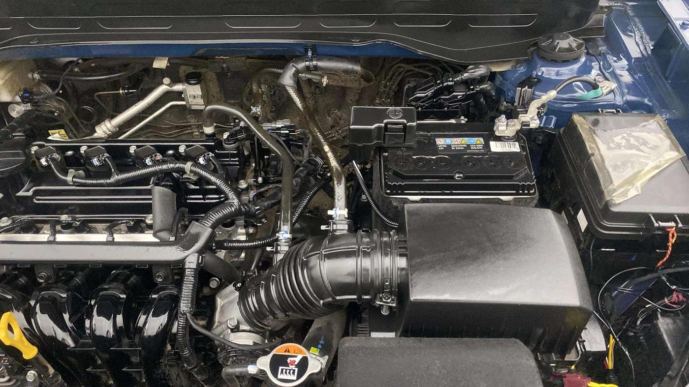 2022 Hyundai VENUE S 1.2, Petrol, Manual, 18,196 km, Engine View - Left