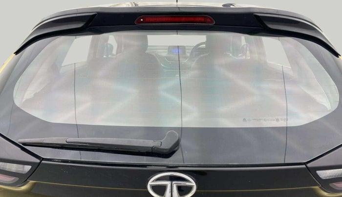 2020 Tata ALTROZ XZ PETROL, Petrol, Manual, 30,861 km, Rear Windshield